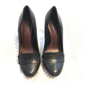 Gianni Bini Black Leather Heels 9M
